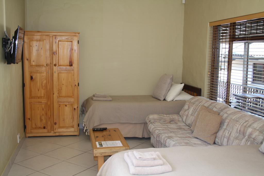 פלטנברג ביי Ohannas Bnb & Self Catering מראה חיצוני תמונה